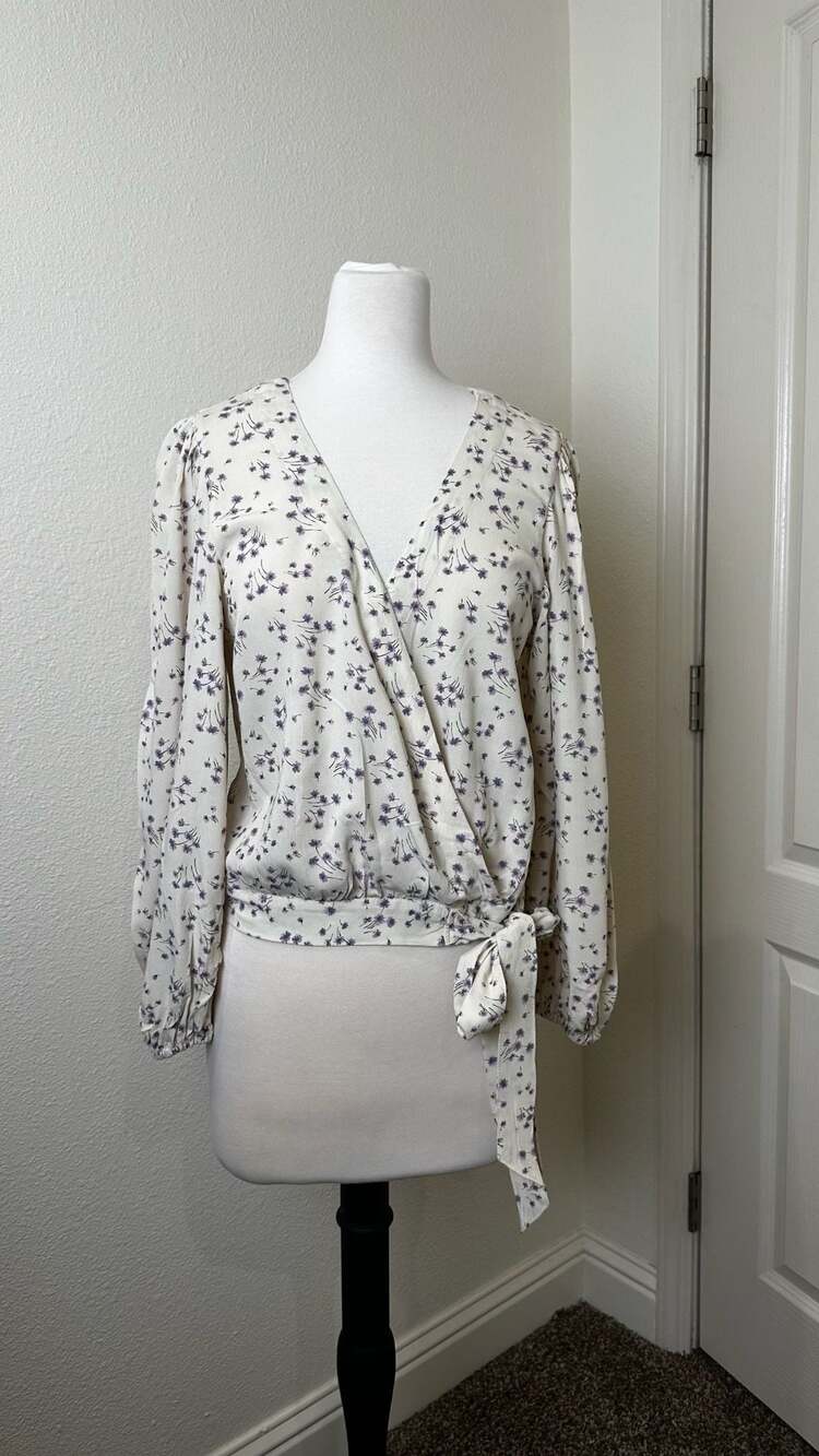 American Eagle Floral Faux Wrap Top Small